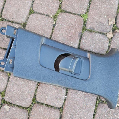 Obudowa osłona słupka prawa środkowego Toyota Corolla E210 E21 62410-02340