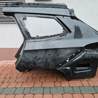 Ćwiartka tył tylna lewa kombi błotnik 4x4 pas tylny z22y Opel Insignia B