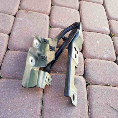 Zawias maski prawy Opel Astra J IV 20879203