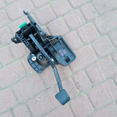 Pedał sprzęgła EU Opel Insignia B 84187606