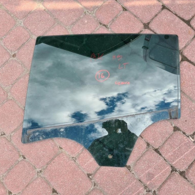 Szyba tył tylna lewa HB Opel Astra K V 2016r