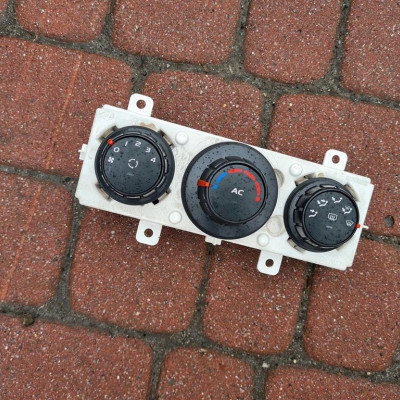 Panel klimatyzacji Movano Master III 275100013R