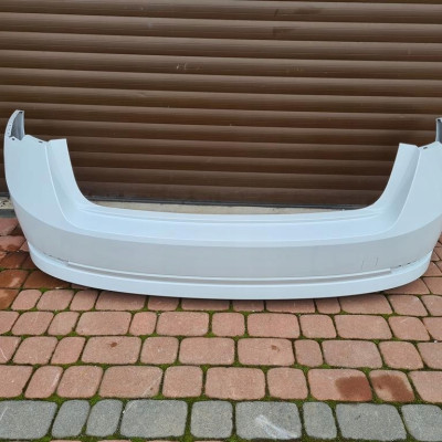 Zderzak tył SKODA Octavia IV 4 Sedan 5E6807421