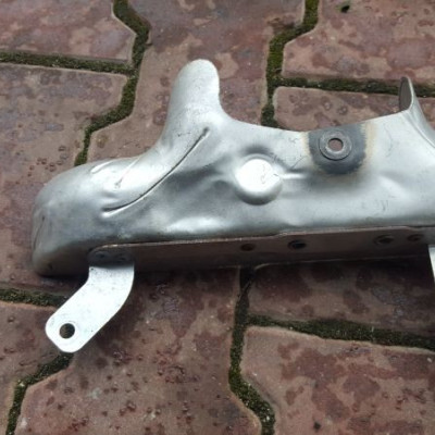 Osłona kolektora Astra J Insignia Zafira 12605167