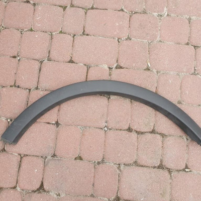 Listwa błotnika lewa Ford Kuga 8V41-S286D03-AC