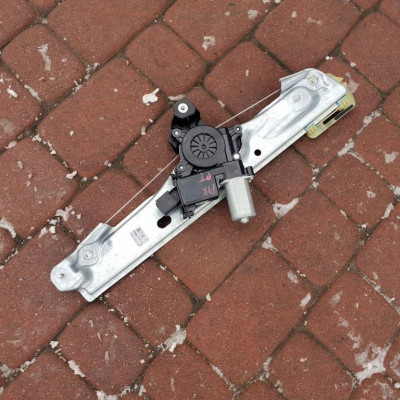 Podnośnik szyby tył tylny Opel Astra K V 39134106