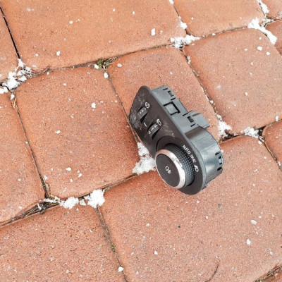 Przełącznik świateł Opel Astra K V 39050762