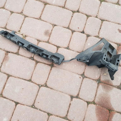 Ślizg zderzaka prawy tył Opel Astra J IV 13266755