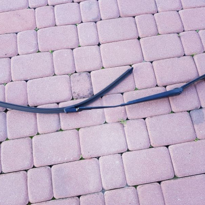 Ramię wycieraczki przód prawe 13289887 Opel AstraJ