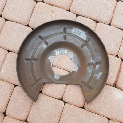 Obudowa osłona tarczy tył Opel Zafira C 13408174