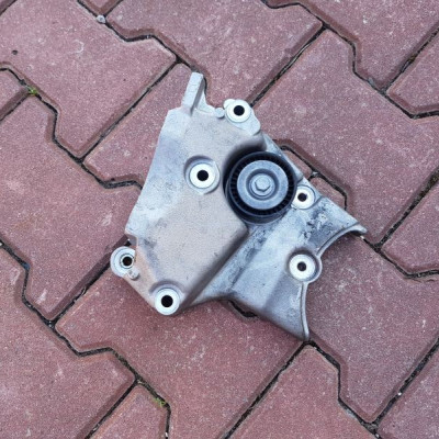 ŁAPA SILNIKA OPEL INSIGNIA HB 2.0 CDTI 55566020