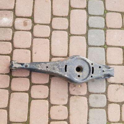 Wahacz tył tylny 2.0TDI Sedan SKODA SUPERB II 3T