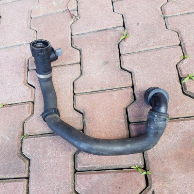 Przewód wąż rura Audi 1K0122051