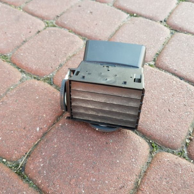 Kratka nawiewu Opel Meriva A 464652911