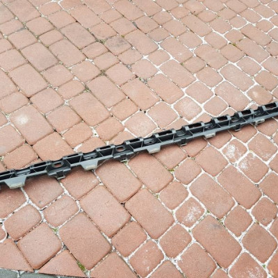 Listwa mocująca próg lewa Passat B8 3G0853945