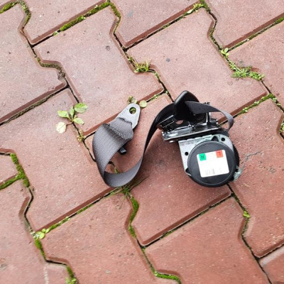 Pas tyłnyTył Opel Astra J IV Hatchback 616569200C