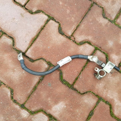 Klema akumulatora Opel Insignia Astra IV 12844068