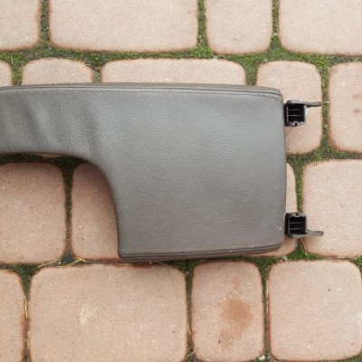 Podłokietnik ANGLIK brązowy OPEL Insignia