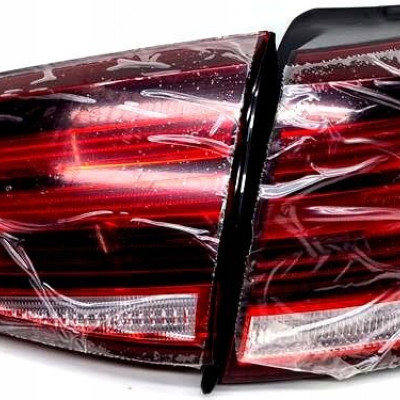 Lampa tył tylna prawa VW Golf VII 5G0945094Q