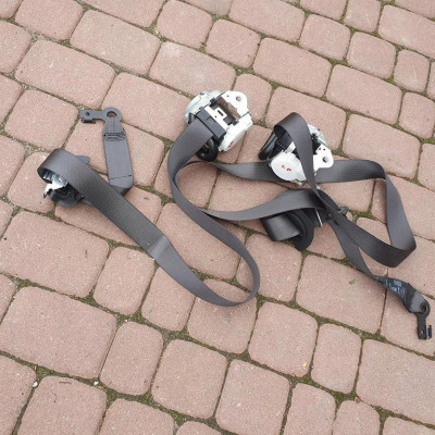 Pasy przód przednie wystrzelone Opel Astra K V