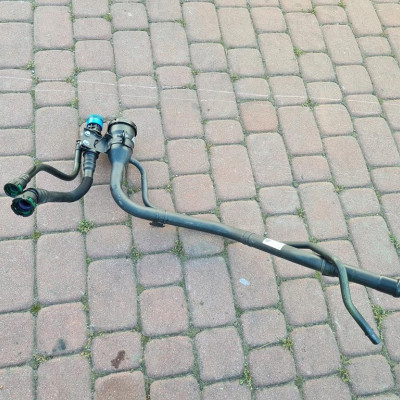 Wlew paliwa rura Adblue Opel Insignia B 84431681