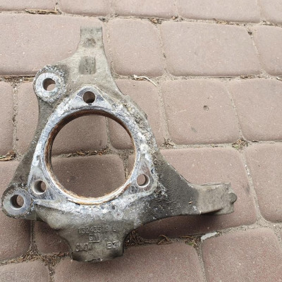 Piasta łożysko zwrotnica lewa Opel Insignia