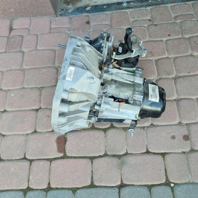 Skrzynia biegów 1.0 Renault Captur II 320102757R