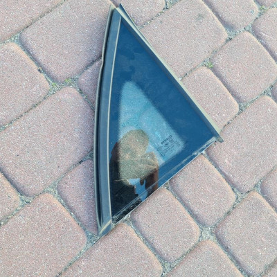 Szyba tył tylna 2019r karoseri Renault Captur II 2