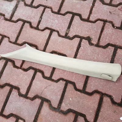 Obudowa osłona słupka Mercedes W218 CLS