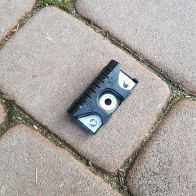 Filtr przeciwzakłóceniowy Audi Q3 8T8035570