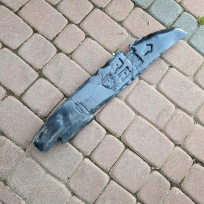 Absorber błotnika prawy Opel Astra K V 39161714