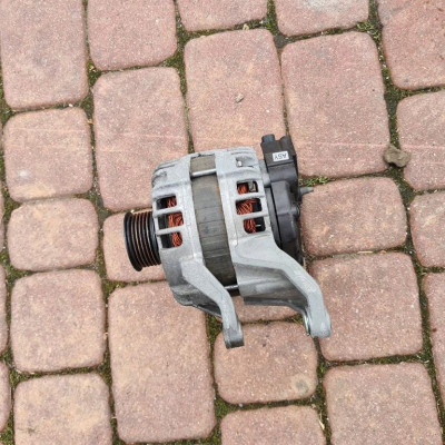 Alternator 140A 2.0D Opel Insignia B 39047352