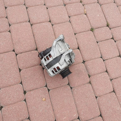 Alternator 170KM 140A Opel Zafira C 39047352