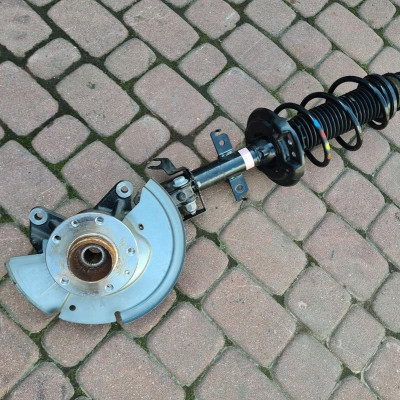 Amortyzator 1.0 zwrotnica Renault Captur II 2