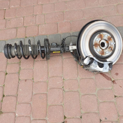 Amortyzator przód 1.6T OPEL Zafira C 13473993