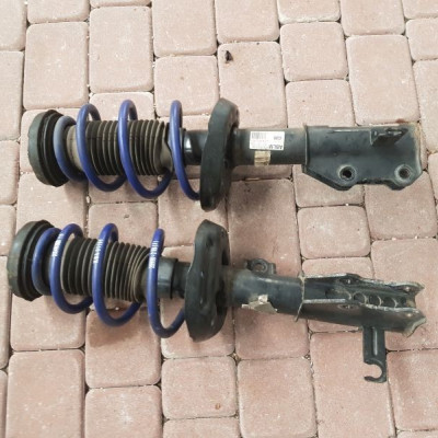 Amortyzator przód L+P sport Opel Insignia