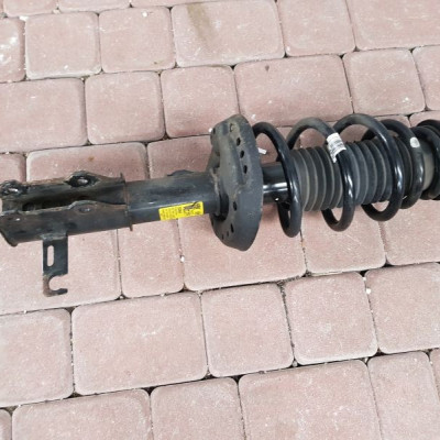 Amortyzator przód prawy Opel Zafira C 13474022