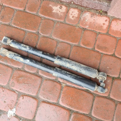 Amortyzator tył 1.6JTD Opel Combo D