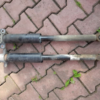 Amortyzatory tylne Opel Astra J IV 1.4 T 13279264