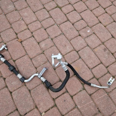 Przewód klimatyzacji 2.0T Opel Insignia B 39123985