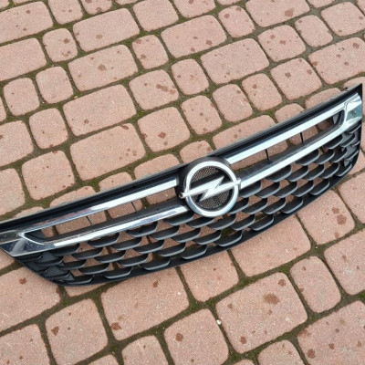 Atrapa grill zderzaka Opel Astra K V 13464791