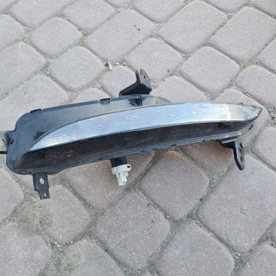 Kierunkowskaz lewy Renault Megane IV 261306376R