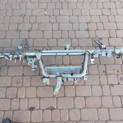 Belka pod deske przekładka Vivaro B Trafic III