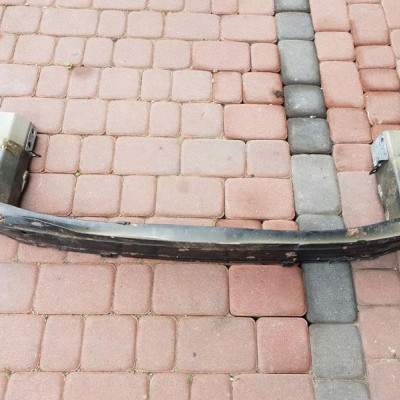 Belka przód przednia Opel Astra J GTC