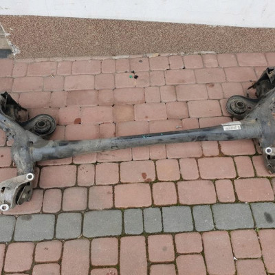 Belka tył tylna zawias Opel Astra K 5 V KOMBI