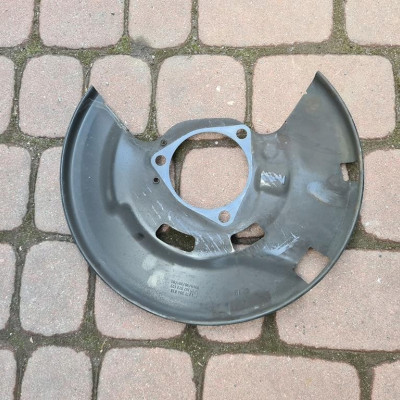 Blacha osłona tarczy lewa Opel Zafira C 13394838