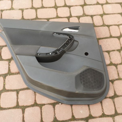 Boczek drzwi kombi Opel Insignia 2.0 CDTI