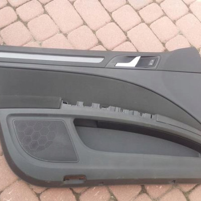 Boczek przód przedni Europa Skoda Superb 2013r