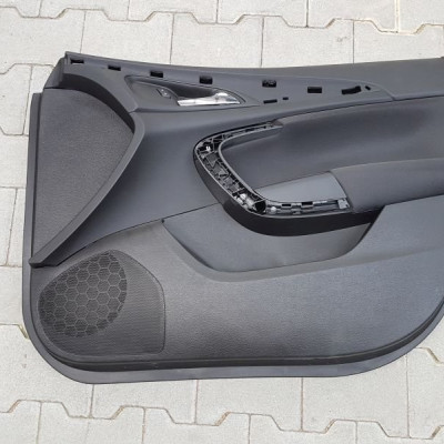 Boczek przód przedni Opel Insignia FL welur 145