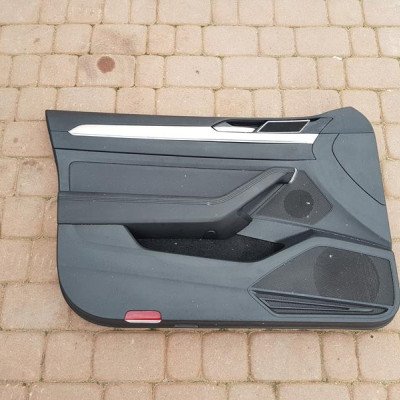 Boczek przod przedni skóra Passat B8 2017r 2018